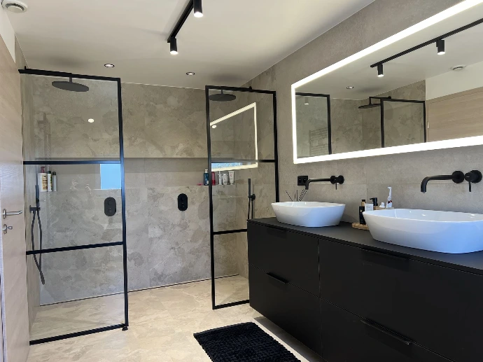 Rénovation de salle de bain réalisée par Aménagements Olivy